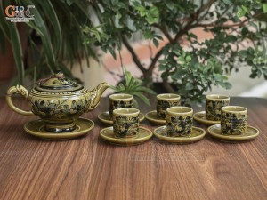 Bộ ấm chén dáng chân thon men cổ vẽ hoa màu vàng rêu, 350ml