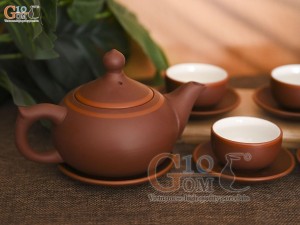 Bộ ấm chén dáng chóp cao, gốm nâu chỉ đỏ 350ml