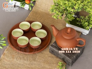 Bộ ấm chén dáng chóp khắc trúc gốm đỏ, khay tròn 250ml