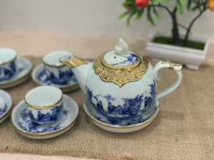 Bộ ấm chén dáng chóp lửa men lam bọc đồng, vẽ trúc lâm thất hiền, 350ml