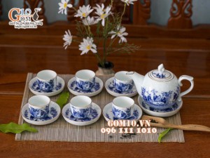 Bộ ấm chén dáng chóp lửa men lam cổ vẽ trúc lâm thất hiền, kẻ chỉ vàng kim 350ml