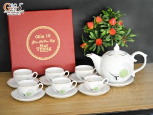 Bộ ấm chén dáng chóp lửa men trắng Bồ Công Anh, kẻ chỉ vàng kim, 500ml