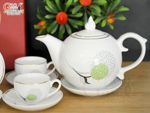 Bộ ấm chén dáng chóp lửa men trắng Bồ Công Anh, kẻ chỉ vàng kim, 500ml