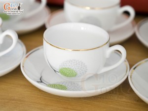 Bộ ấm chén dáng chóp lửa men trắng Bồ Công Anh, kẻ chỉ vàng kim, 500ml