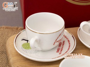 Bộ ấm chén dáng chóp lửa men trắng họa tiết Bồ Công Anh kẻ chỉ vàng, in logo quà tặng 20/11