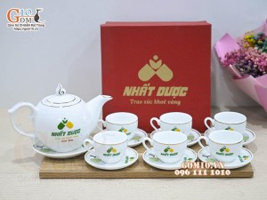 Bộ ấm chén dáng chóp lửa men trắng kẻ chỉ vàng kim - in logo