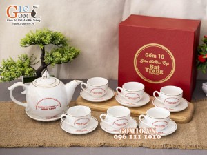 Bộ ấm chén dáng chóp lửa men trắng kẻ chỉ vàng kim - in logo