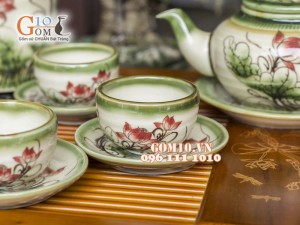 Bộ ấm chén dáng chóp men vuốt, vẽ sen, đầy đủ phụ kiện