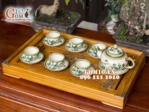 Bộ ấm chén dáng chóp men vuốt, vẽ tre xanh