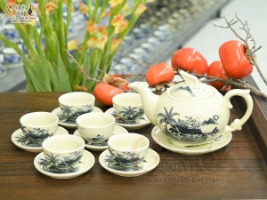 Bộ ấm chén dáng công men cổ cảnh Làng Quê, 350ml