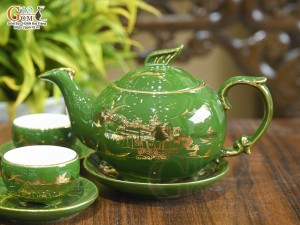 Bộ ấm chén dáng công men màu cảnh Làng Quê vẽ vàng 24k nền xanh lá, 300ml