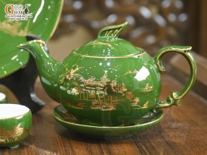 Bộ ấm chén dáng công men màu cảnh Làng Quê vẽ vàng 24k nền xanh lá, khay tròn, 300ml