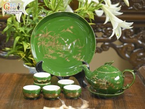 Bộ ấm chén dáng công men màu cảnh Làng Quê vẽ vàng 24k nền xanh lá, khay tròn, 300ml