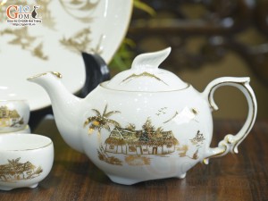 Bộ ấm chén dáng công men trắng cảnh Làng Quê vẽ vàng 24k, khay tròn, 300ml