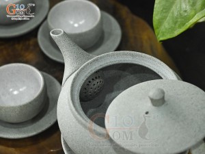 Bộ ấm chén dáng dẹt gốm hồng sa màu rêu, 300ml