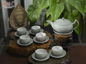 Bộ ấm chén dáng dẹt gốm hồng sa màu rêu, 300ml