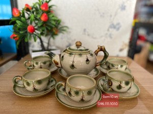 Bộ ấm chén dáng gốc cây men vuốt vẽ hoa rơi, 350ml (chén có quai)