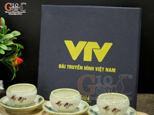 Bộ ấm chén dáng gốc cây men vuốt vẽ tre xanh in logo, 350ml