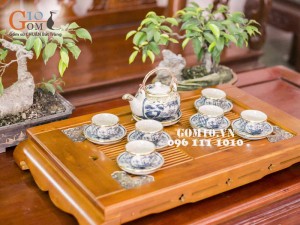 Bộ ấm chén dáng nhật vẽ sen men rạn cổ bọc đồng