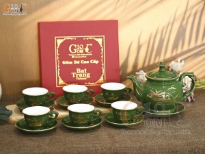 Bộ ấm chén dáng phú quý men xanh cảnh làng quê kẻ chi vàng kim, 500ml