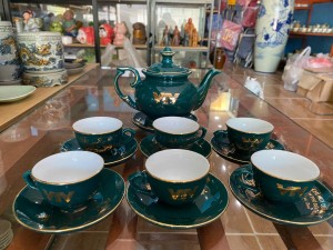 Bộ ấm chén dáng phú quý men xanh kẻ chi vàng kim, 500ml in logo hàng dư