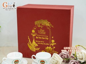 Bộ ấm chén dáng quả đào men trắng - in logo ĐHĐB Hội Nông Dân