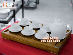 Bộ ấm chén dáng quả đào men trắng 600ml