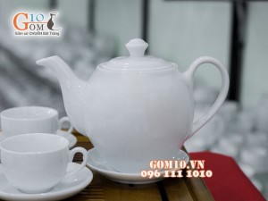 Bộ ấm chén dáng quả đào men trắng 600ml