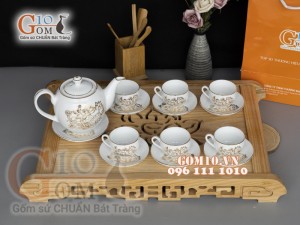 Bộ ấm chén dáng quả đào men trắng họa tiết hoa Sen vẽ Vàng, 600ml