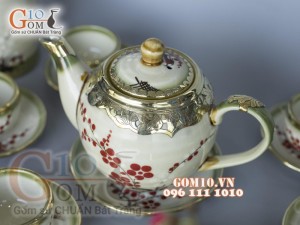 Bộ ấm chén dáng quả đào men vuốt vẽ Đào bọc đồng, đầy đủ phụ kiện