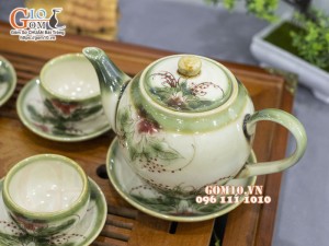 Bộ ấm chén dáng quả đào men vuốt vẽ hoa Phù Dung, 500ml