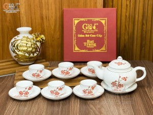 Bộ ấm chén dáng quả hồng dẹt men trắng vẽ hoa Đào đỏ, 350ml