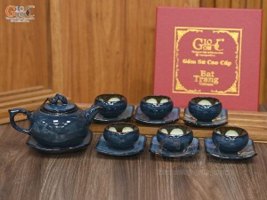 Bộ ấm chén dáng quả hồng men hỏa biến xanh đá chén lòng hoa, 350ml