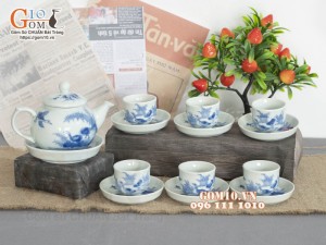 Bộ ấm chén dáng quả hồng men lam vẽ Phi Minh Túc Thực, 280ml