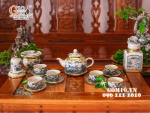 Bộ ấm chén dáng quả hồng men rạn cổ bọc đồng, cảnh sơn thủy, đầy đủ phụ kiện