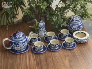 Bộ ấm chén dáng quai vuông men cổ vẽ hoa nền băng 350ml, đầy đủ phụ kiện