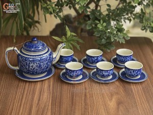 Bộ ấm chén dáng quai vuông men cổ vẽ hoa phù dung nền băng, 350ml