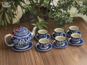 Bộ ấm chén dáng quai vuông men cổ vẽ lá nền băng, 350ml