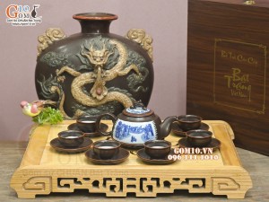 Bộ ấm chén dáng rỏ cua men nâu chỉ đỏ cảnh Phố Cổ, 400ml