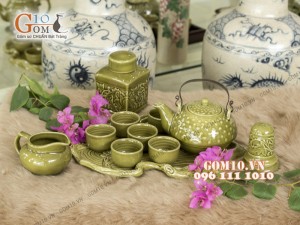 Bộ ấm chén dáng rỏ cua men rêu, khay tùng - đầy đủ phụ kiện