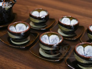 Bộ ấm chén dáng siêu men hỏa biến quẹt, 550ml