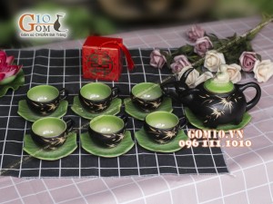 Bộ ấm chén dáng trâu men thủy tinh xanh - khắc trúc 350ml