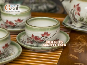 Bộ ấm chén dáng trâu men vuốt, vẽ sen, đầy đủ phụ kiện 500ml