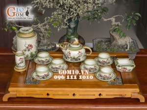Bộ ấm chén dáng trâu men vuốt, vẽ sen, đầy đủ phụ kiện 500ml