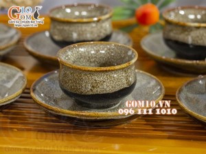 Bộ ấm chén dáng trống men hỏa biến gấm vàng, dung tích 350ml