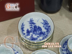 Bộ ấm chén dáng vại men lam cổ vẽ Trúc Lâm Thất Hiền bọc đồng - in logo