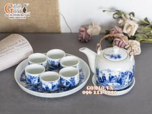 Bộ ấm chén dáng vại men lam cổ vẽ Trúc Lâm Thất Hiền, khay tròn 450ml