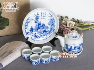 Bộ ấm chén dáng vại men lam cổ vẽ Trúc Lâm Thất Hiền, khay tròn 450ml