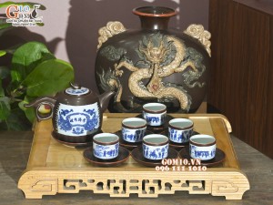 Bộ ấm chén dáng vại men nâu chỉ đỏ cảnh Vinh Quy Bái Tổ, 600ml