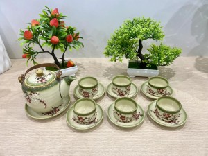 Bộ ấm chén dáng vại men vuốt, vẽ hoa đào 450ml